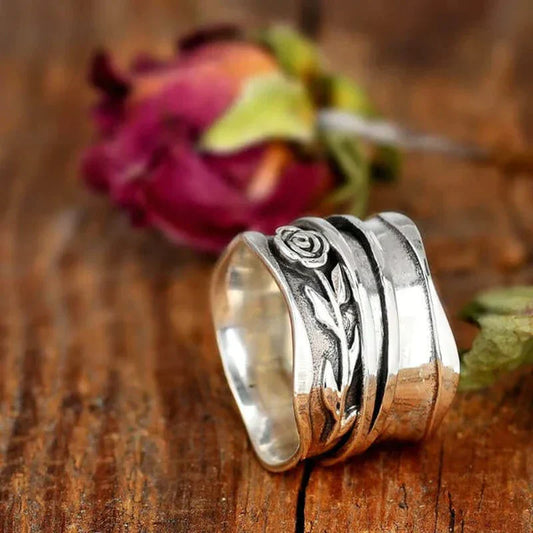 Vintage Silver Ring with Rose