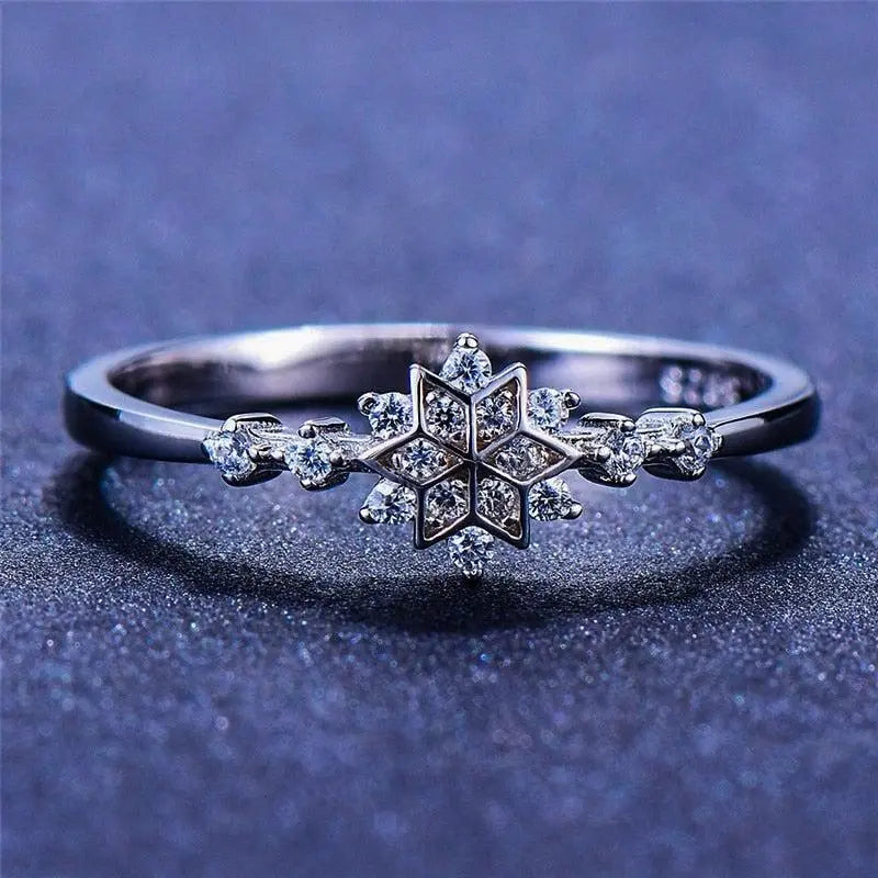 Snowflake Ring made of 925 Sterling Silver