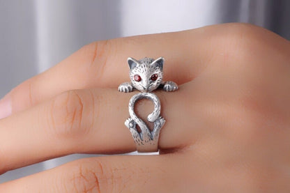 Adjustable hand-painted cat ring in 925 sterling silver