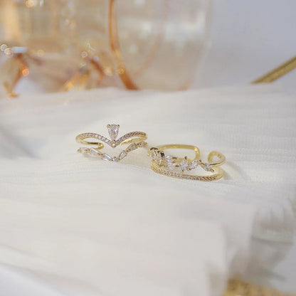 Adjustable Zirconia Ring in Gold