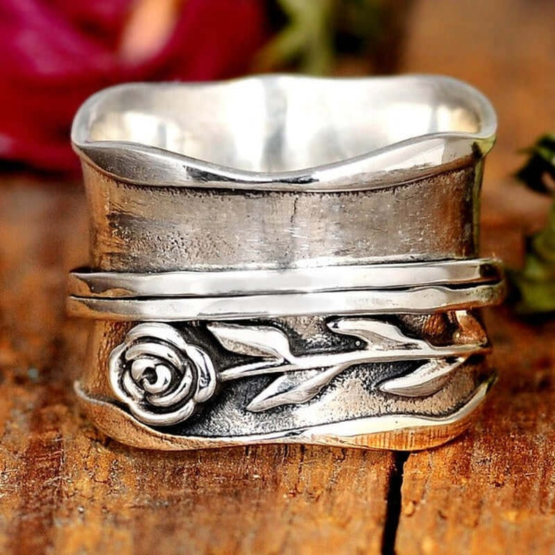 Vintage Silver Ring with Rose