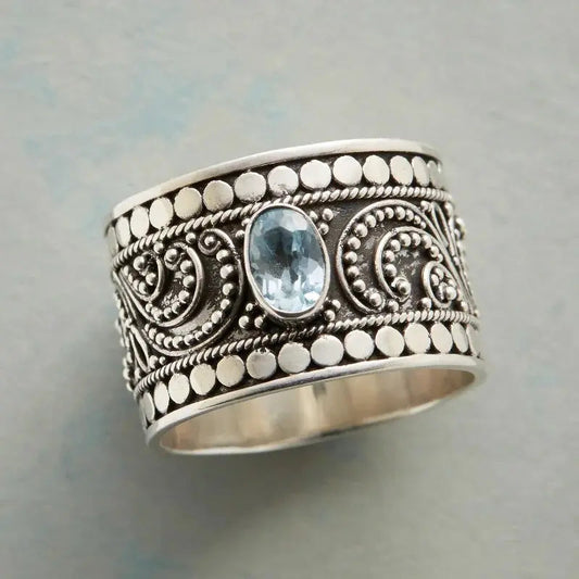 Blue crystal ring in vintage style
